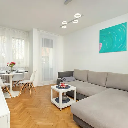 With Balcony 500 M From The Beach By Renters Gdańsk