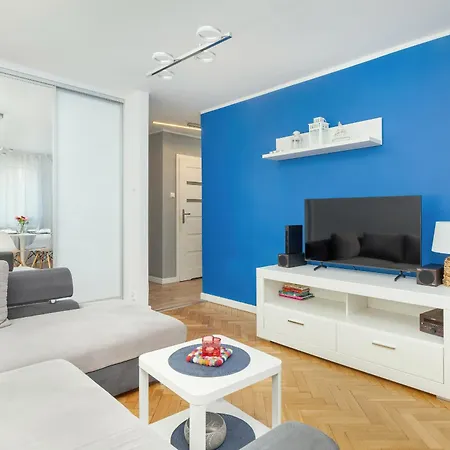 With Balcony 500 M From The Beach By Renters Gdańsk